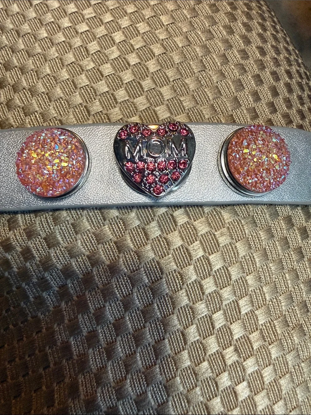 Snap Silver Leather 'MOM' Heart Cuff with Pink Crystal Accents